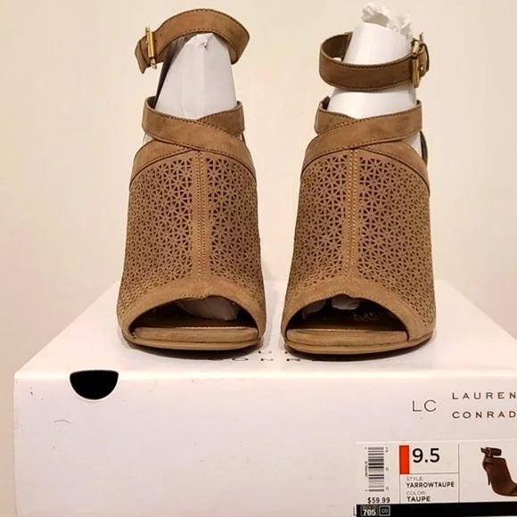 Open Toe Heels - Picture 5 of 9